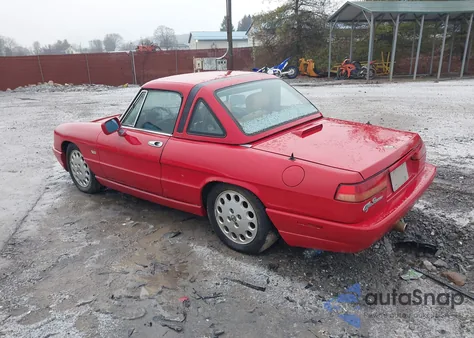 1991 Alfa Romeo Spider Veloce из США, поврежденный, VIN ZARBB32N2M6004749